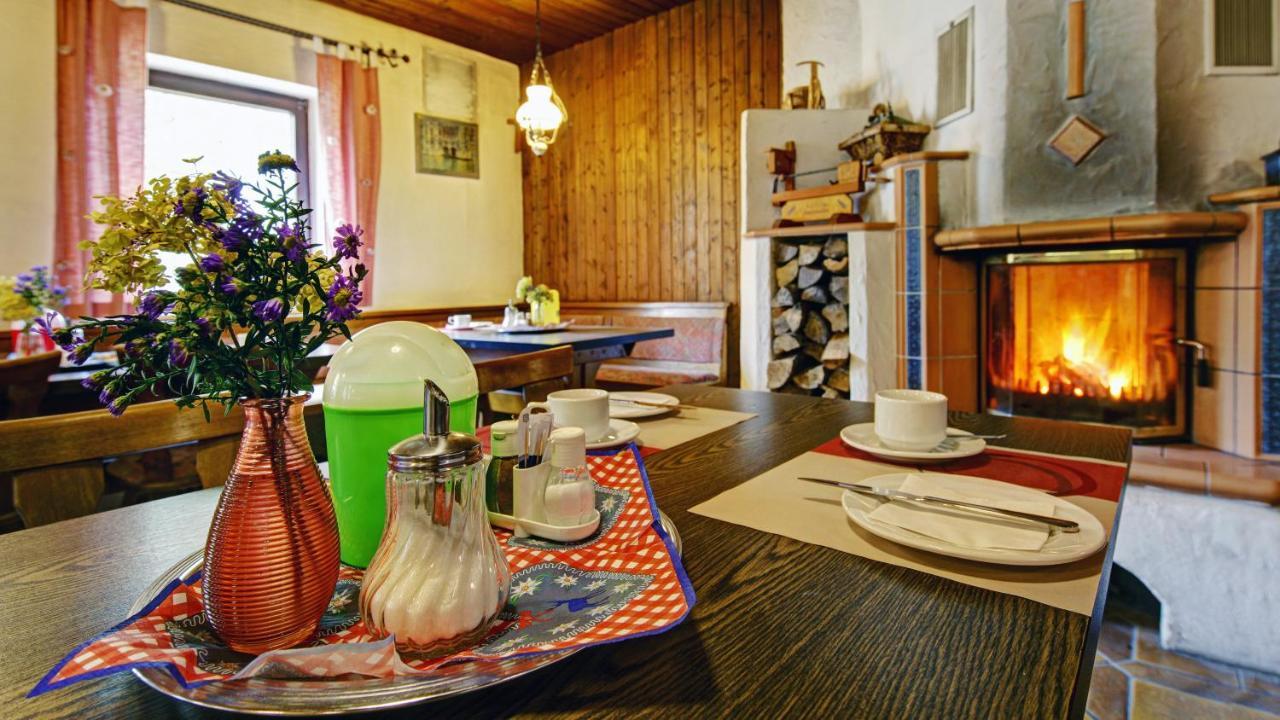 Gasthaus Mooshaeusl Hebertshausen Kültér fotó