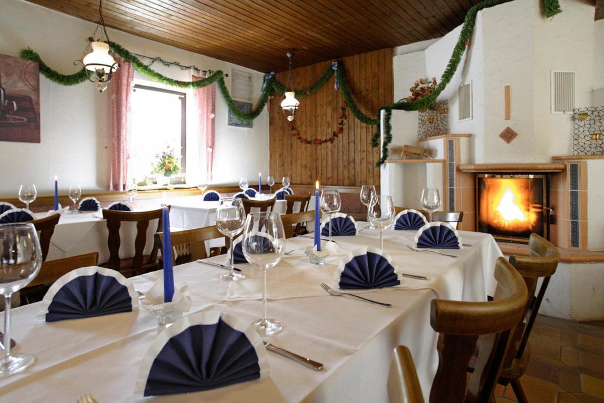 Gasthaus Mooshaeusl Hebertshausen Kültér fotó
